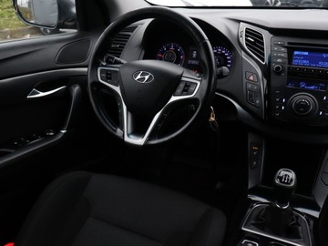 Hyundai i40 Kombi 1.7 CRDi HIGH 136KM 2012 Hyundai i40 1.7 CRDi, Klima, Klimatronic, zdjęcie 6