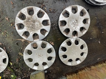 MITSUBISHI COLT VI KOMPLET POKLICE R15 3983SO010