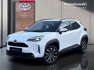 Toyota Yaris IV Hatchback 1.5 Hybrid Dynamic Force 116KM 2022 Toyota Yaris Cross Hybrid 1.5 Comfort Hybrid 1.5 C