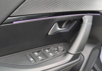 Peugeot 2008 II e-SUV Facelifting Elektryczny 54kWh 156KM 2023 Peugeot 2008 e-2008 54kWh GT SalonPL 156KM Najmocnieszy Bogata Opcja Od Re, zdjęcie 11