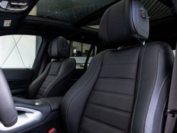 Mercedes GLS X167 SUV Facelifting 3.0 450d 367KM 2026 MERCEDES-BENZ GLS 450 d 4-MATIC AMG Line 3.0 (367KM) 2026, zdjęcie 4