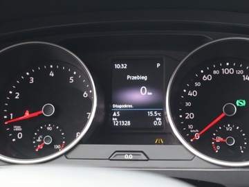 Volkswagen Tiguan Allspace SUV 1.4 TSI ACT 150KM 2018 VW Tiguan Allspace 1.4 TSI, Salon Polska, zdjęcie 10