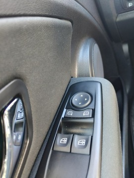 Renault Megane III Hatchback Facelifting 1.6 16v 100KM 2012 Renault Megane Super stan., zdjęcie 15