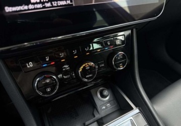 Skoda Superb III Kombi Facelifting 2.0 TDI SCR 200KM 2023 Skoda Superb 2.0TDI 200KM LaurinKlement DSG Matrix Kamera Hak DCC Skora Vi, zdjęcie 22