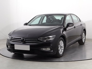 Volkswagen Passat B8 Limousine Facelifting 2.0 TDI SCR 150KM 2021 VW Passat 2.0 TDI, Salon Polska, 1. Właściciel, zdjęcie 1