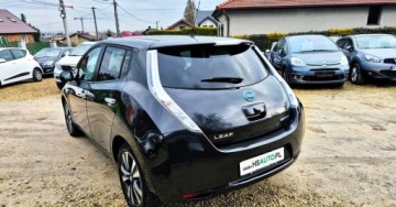 Nissan Leaf I Hatchback 5d Facelifting Elektryczny 109KM 2016 Nissan Leaf ELEKTRYCZNY KAMERA grzana kierownica NAJBOGATSZA WERSJA su, zdjęcie 17