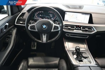 BMW X5 G05 SUV 2.0 25d 231KM 2020 BMW X5 xDrive25d M SportAsystent kierowcyDostep komfortowyGlosniki HiFi, zdjęcie 4