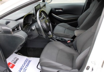Toyota Corolla XII Hatchback 1.8 Hybrid 122KM 2021 Toyota Corolla 1.8 122KM Hybrid Automat Salon PL Vat 23 1.8 Hybryda 122KM, zdjęcie 9
