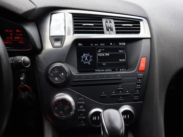 DS 5 Hatchback (Citroen) 2.0 Blue HDi 181KM 2014 Citroen DS5 2.0 BlueHDi, 178 KM, Automat, Navi, zdjęcie 11