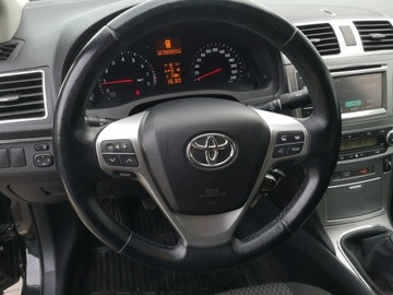Toyota Avensis III Sedan Facelifting 1.8 Valvematic 147KM 2012 Toyota Avensis 1.8 B 147KM Klimatronic Tempomat, zdjęcie 13