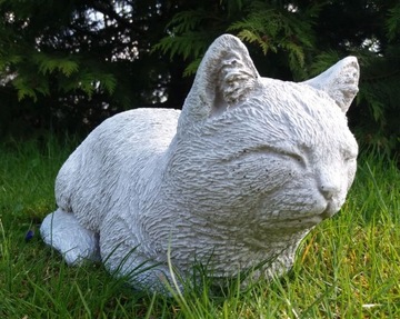 Садовая фигурка кота Бетонная фигурка спящего котенка