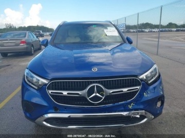 Mercedes GLC C254/X254 2023 Mercedes-Benz GLC 2023r, 300, 4matic, 2.0L 2.0 Benzyna 255KM, zdjęcie 4