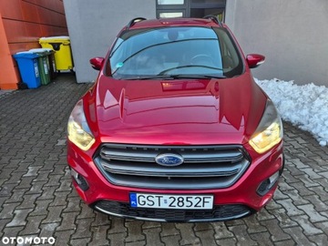 Ford Kuga II SUV Facelifting 1.5 EcoBoost 182KM 2017 Ford Kuga 1.5 EcoBoost ST-Line, zdjęcie 2