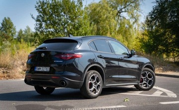 Alfa Romeo Stelvio SUV Facelifting 2.0 Turbo 280KM 2022 Alfa Romeo Stelvio Alfa Romeo Stelvio 2.0 Q4 280KM 2.0 Benzyna 280KM, zdjęcie 4