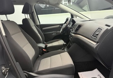 Volkswagen Sharan II Van 2.0 TDI-CR BMT 140KM 2010 Volkswagen Sharan 7 Miejsc Navi Klima Kamera Automat Alu Zamiana Raty Gwar, zdjęcie 16