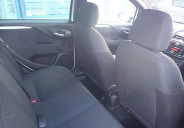 Fiat Punto Punto 2012 Hatchback 3d 1.4 8v 77KM 2014 Fiat Punto Fiat Punto Evo Salon PL 1.4 Benzyna 77KM, zdjęcie 12