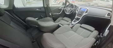 Opel Astra J Hatchback 5d 1.4 Turbo ECOTEC 140KM 2011 Opel Astra Opel Astra 1.4 Turbo Sport 1.4 Benzyna 140KM, zdjęcie 18