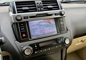 Toyota Land Cruiser VI MPV Faceliting 2.8 D-4D 177KM 2016 Toyota Land Cruiser Toyota Land Cruiser LC 2.8 D-4D Premium 2.8 Diesel, zdjęcie 12