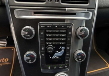 Volvo XC60 I SUV Facelifting 2.0 D4 DRIVE-E 190KM 2016 Volvo XC 60 2.0D 190KM R-Desing automat SKORA navi GWARANCJA, zdjęcie 23