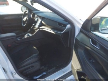 Jeep Grand Cherokee V 2024 Jeep Grand Cherokee Altitude 2024 3.6 Benzyna 293KM, zdjęcie 9