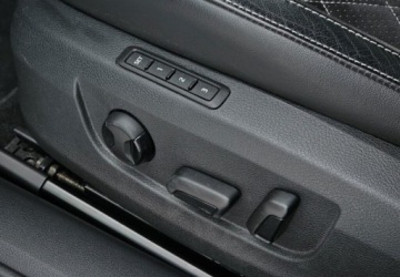 Skoda Superb III Kombi Facelifting 2.0 TSI 190KM 2020 Skoda Superb Sportowe fotele - Grzana szyba - Kierownica - Fotele - Faktur, zdjęcie 31