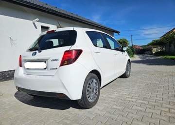 Toyota Yaris III 2015 TOYOTA YARIS 1.5 Hybrid 75 KM, zdjęcie 5