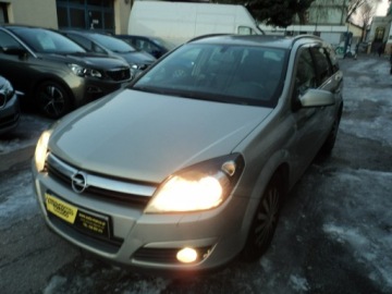 Opel Astra H Kombi 1.8 ECOTEC 125KM 2005 Opel Astra sprzedam ładnego OPLA ASTRE STATION VAGON