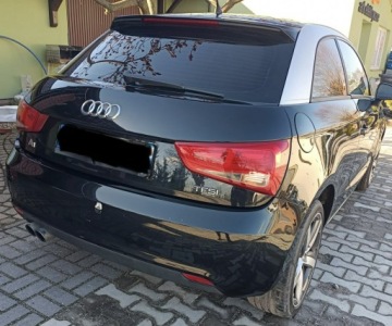 Audi A1 I Hatchback 3d 1.4 TFSI 122KM 2010 Audi A1 1.4 Benzyna automat Xenon LED, zdjęcie 2