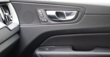 Volvo XC60 II Crossover Facelifting 2.0d B4 197KM 2022 Volvo XC 60 B4D AWD 19714KM Plus Bright Android Salon PL FV23 2.0 Hybryda, zdjęcie 15