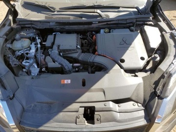 Mitsubishi Outlander III 2023 Mitsubishi Outlander SE 2023 2.4l 2.4 Hybryda 248KM, zdjęcie 6