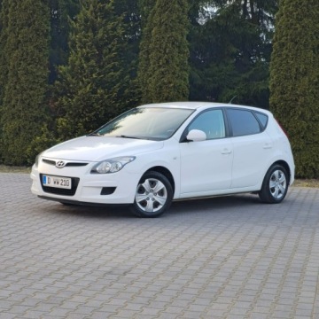 Hyundai i30 I Hatchback 1.4 109KM 2009 Hyundai i30 I 1.4 Benzyna 109KM Manual, zdjęcie 3