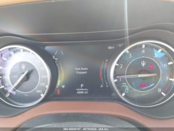 Maserati Ghibli III 2023 Maserati Ghibli Modena 2023 3.0l 3.0 Benzyna 424KM, zdjęcie 10