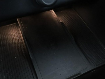 Volvo XC40 Crossover Plug-In 1.5 T5 Plug-in Hybrid 262KM 2020 Volvo XC 40 R-Design PHEV auotomat alcantara navi, zdjęcie 28