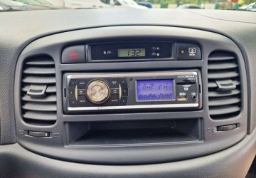 Hyundai Accent III Hatchback 1.6 112KM 2006 Hyundai Accent Hyundai Accent 1.6 Style AC 1.6 Benzyna 112KM, zdjęcie 31