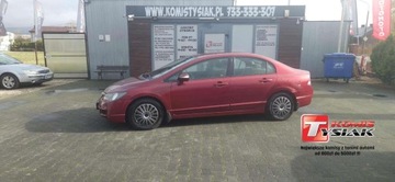 Honda Civic VIII Sedan 1.8 i-VTEC 140KM 2006 Honda Civic Ozarow Mazowiecki 1.8 benzyna 2006 rok produkcji KOMIS TYSIAK