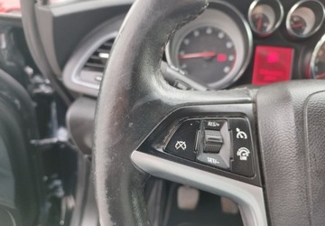 Opel Astra J GTC 1.4 100KM 2014 Opel Astra Opel Astra j 1.4 16v klima pds stan bdb gwarncja przebiegu 1.4, zdjęcie 25