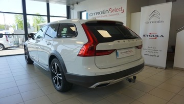 Volvo V90 II Kombi 2.0 D4 190KM 2017 Volvo V90 Cross Country CC D4 AWD aut 12/2017 FV23, zdjęcie 2