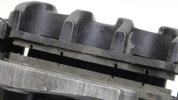 ПЕРЕДНИЙ ТОРМОЗНОЙ СУППОРТ SUZUKI BURGMAN 125 K10