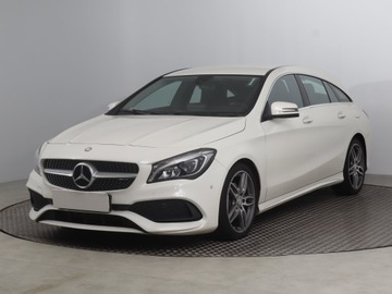 Mercedes CLA C117 Shooting Brake Facelifting 1.6 200 156KM 2017 Mercedes CLA 200, Salon Polska, Automat, Skóra, zdjęcie 1