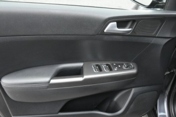 Kia Sportage IV SUV 1.7 CRDi 141KM 2018 Kia Sportage 1.7CRDi 141KM Automat 2018r. NAVi, zdjęcie 22