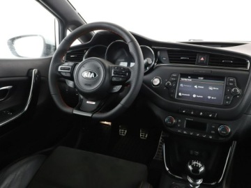 Kia Ceed II GT 5d 1.6 T-GDI 204KM 2016 Kia Pro_cee'd GT 204KM alcantara panorama navi, zdjęcie 15