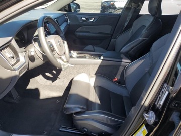 Volvo S60 III 2024 Volvo S60 Plus 2024 2.0l 2.0 Benzyna 247KM, zdjęcie 7