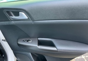 Kia Sportage IV SUV Facelifting 1.6 GDI 132KM 2021 Kia Sportage BLACK EDITION 1.6Ben.132KM 6Bieg.FulLed Navi Kamera Panor.Opl, zdjęcie 11