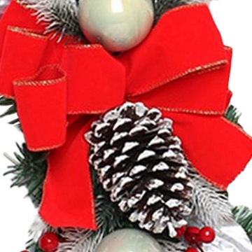 goc/Рождественская лестница с красным бантом и ягодами