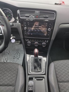 Volkswagen Golf VII Variant Facelifting 2.0 TDI 150KM 2018 Volkswagen Golf 2.0 TDI 150KM Automat Full Led Bogate Wyposazenie 2.0, zdjęcie 16