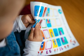 Наклейки на внутреннюю часть обуви правая/левая.