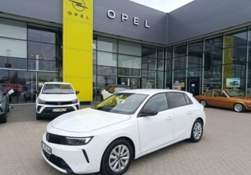 Opel Astra L Hatchback 1.2 Turbo 110KM 2023 Opel Astra Pierwszy wlasciciel. Salon Polska 1.2 Benzyna 110KM