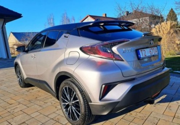 Toyota C-HR I Crossover 1.8 Hybrid 122KM 2019 Toyota C-HR Toyota C-HR 1.8 Hybryda 122KM, zdjęcie 3