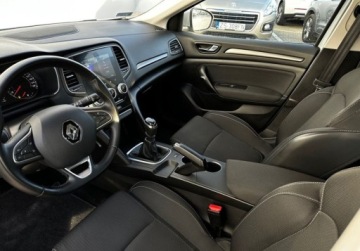 Renault Megane IV GrandCoupe Facelifting 1.3 TCe 140KM 2021 Renault Megane 1.3 TCe 140KM ZEN Salon PL FV23 1.3 Benzyna 140KM, zdjęcie 6