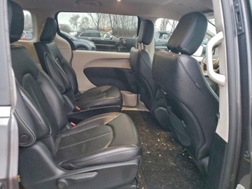 Chrysler Pacifica II 2022 Chrysler Pacifica Hybrid Touring L 2022 3.6l 3.6 Hybryda 260KM, zdjęcie 11